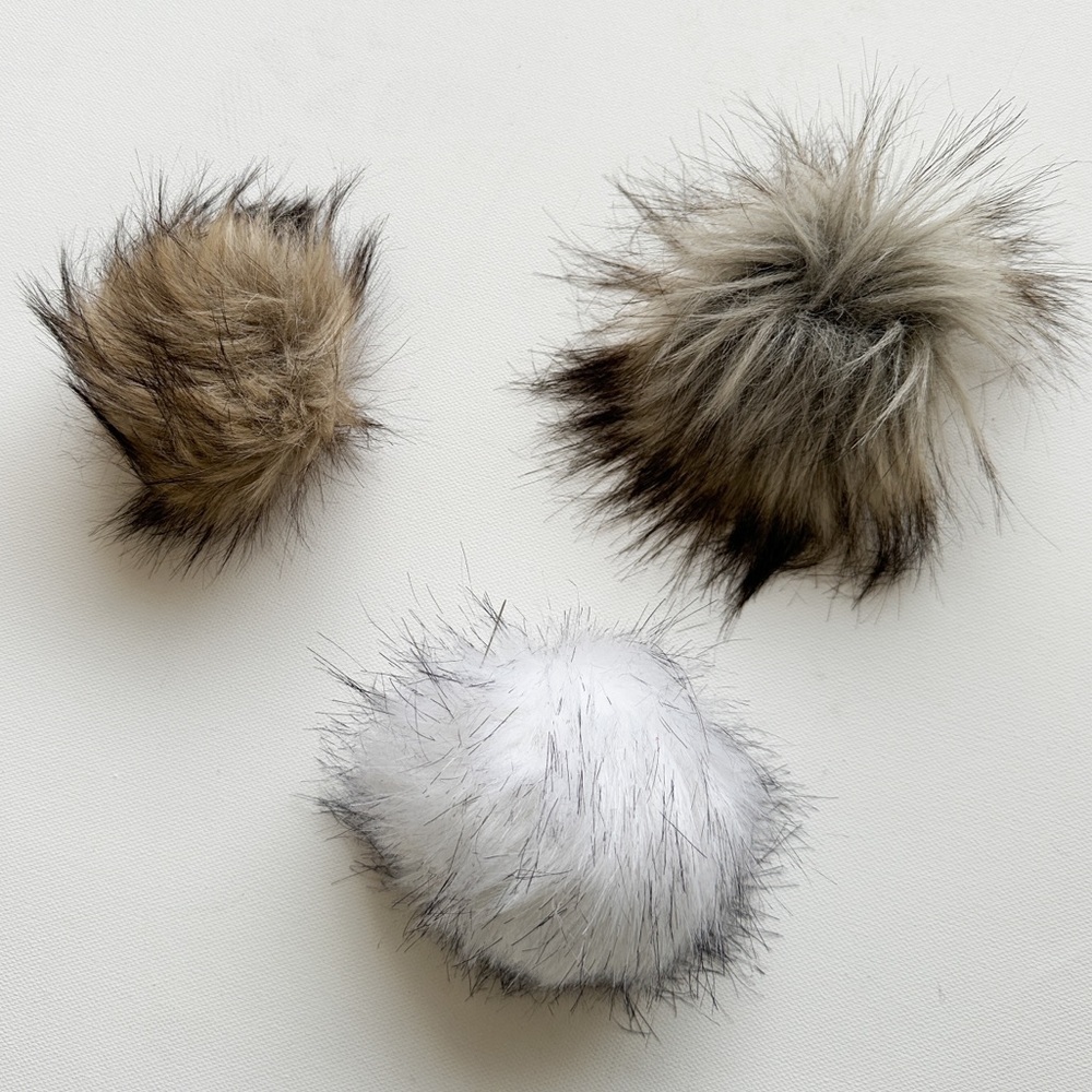 Faux Fur Poms - Crafting Snap Off - Various Size/Color - 3 Pieces